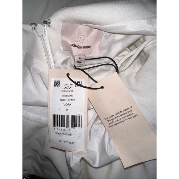 Cinq à Sept Women's Emmie Crystal-Strap Gown - Ivory - Picture 13 of 13